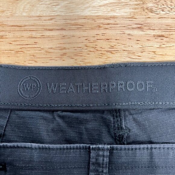WP Waterproof Men’s Charcoal Flat Front Shorts Size 40 Waist Pockets - Picture 8 of 9